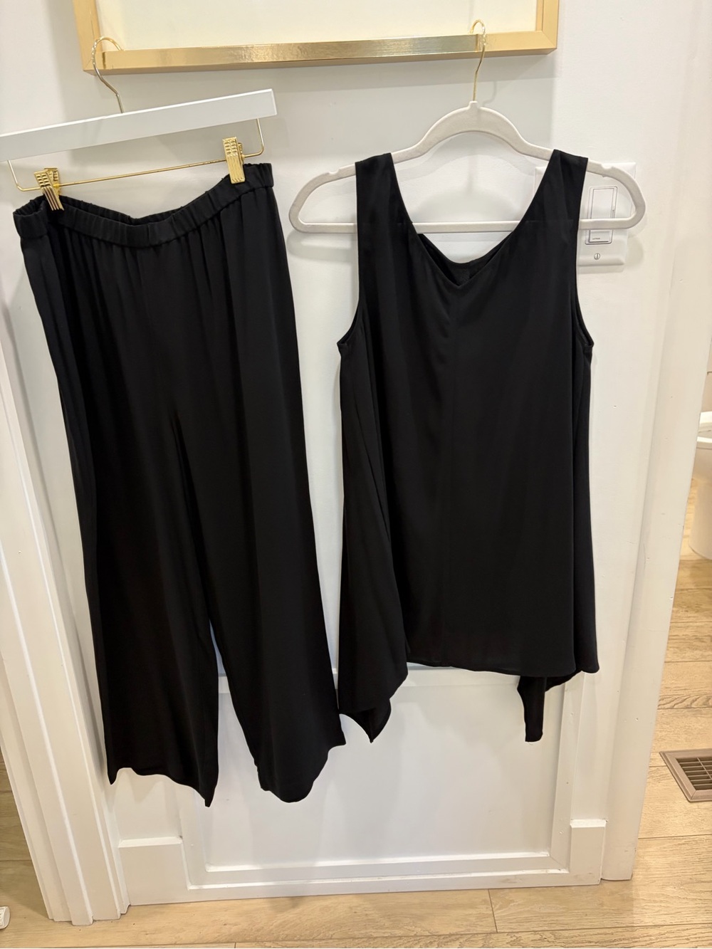 Eileen Fisher Black Sleeveless V-Neck Top & Wide-Leg Pants Set